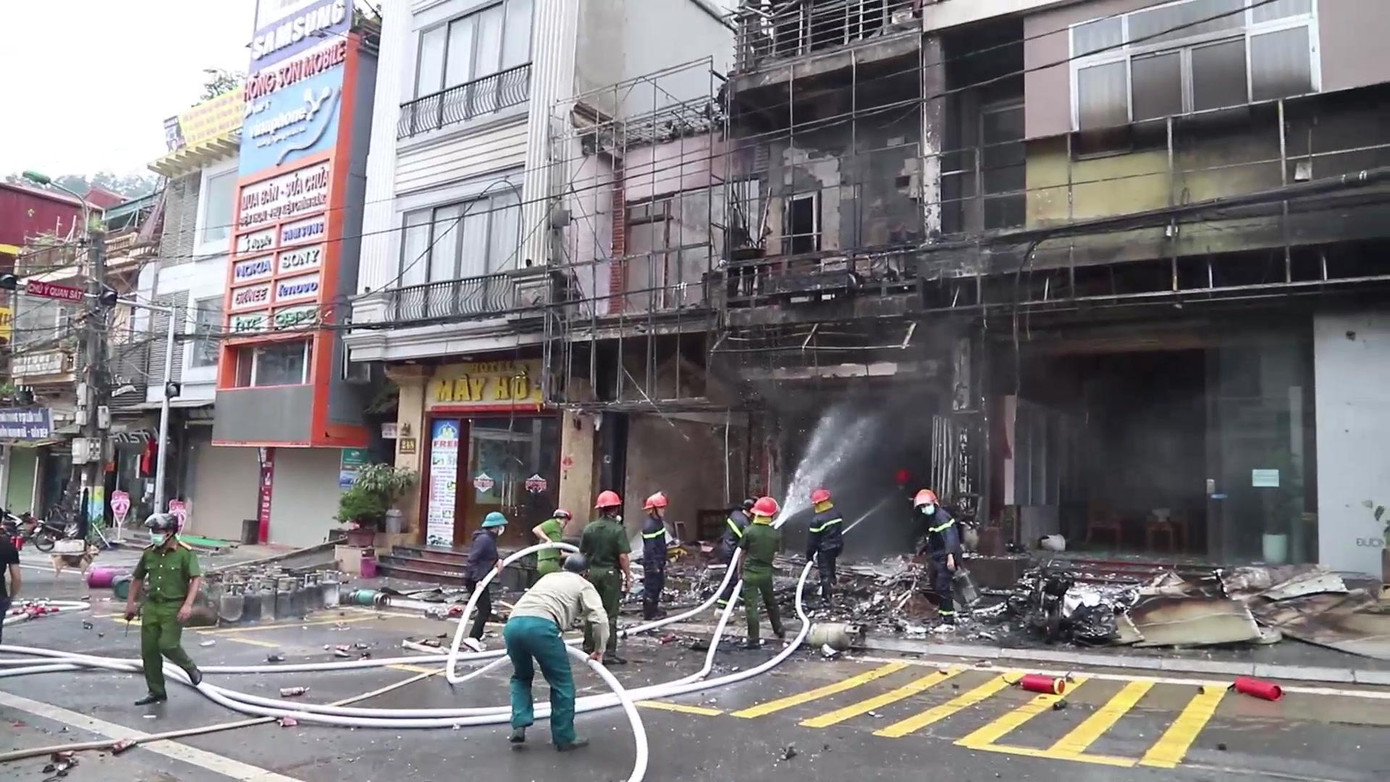 Hiện nguyên nhân vụ việc đang được làm rõ.