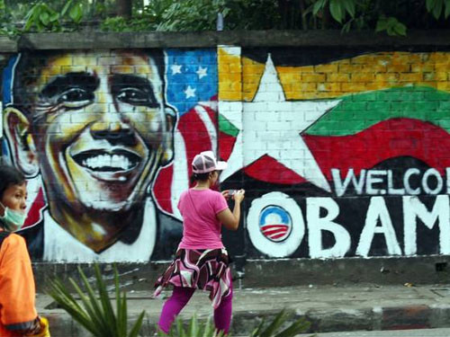 Mọi người đều tỏ ra thích thú với kiểu chào đón này