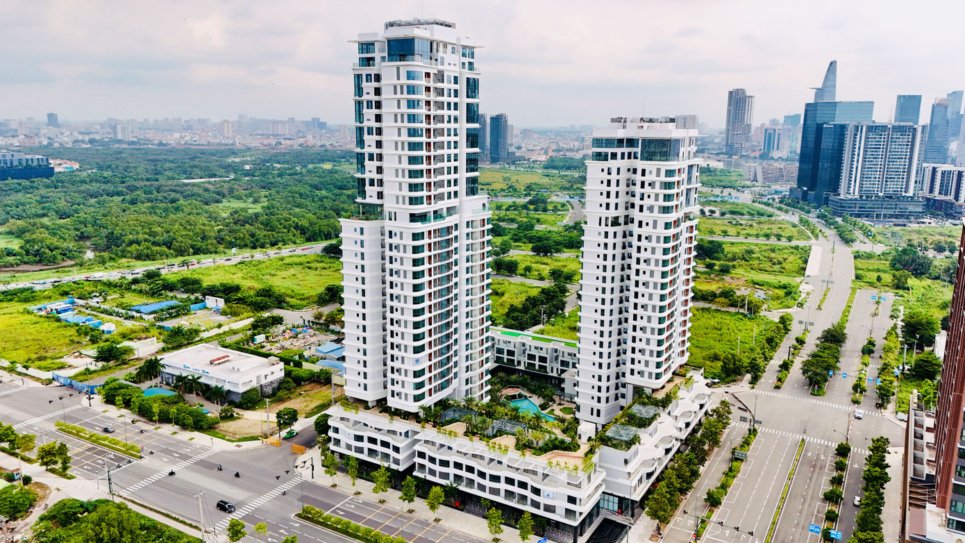 Việc sở hữu nhà ở thành phố dần trở thành một giấc mơ khó thành hiện thực đối với nhiều người.