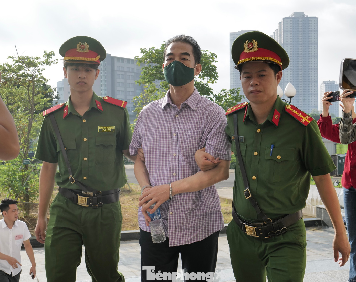 Cựu Thứ trưởng Tô Anh Dũng