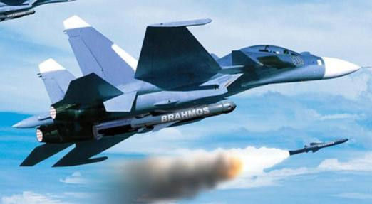 Su-30MKI phóng tên lửa hành trình chống hạm BrahMos. Su-30MKI phóng tên lửa hành trình chống hạm BrahMos