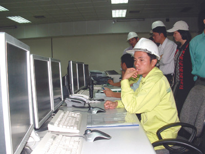 Một dự án điện của EVN nhập công nghệ từ Trung Quốc Ảnh: Quyền Thành