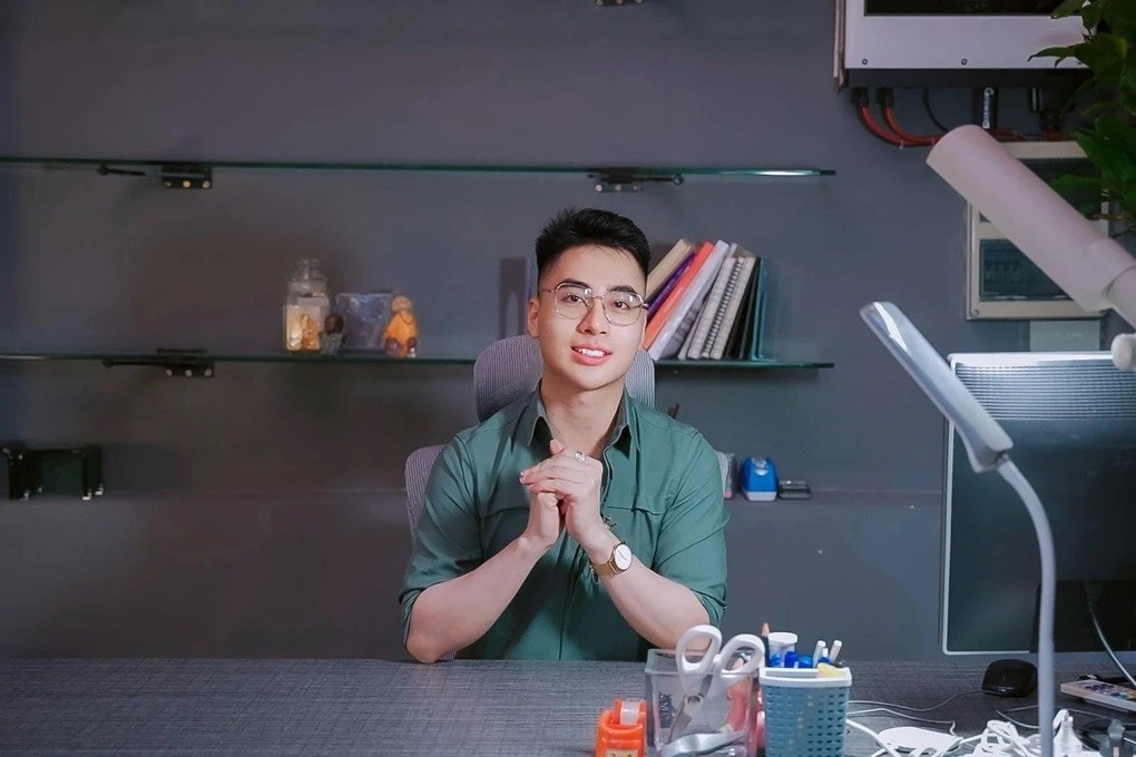 Anh Nguyễn Nhớ Em gây ấn tượng với nhiều người bởi cái tên đặc biệt (Ảnh: NVCC). Anh Nguyễn Nhớ Em gây ấn tượng với nhiều người bởi cái tên đặc biệt (Ảnh: NVCC).