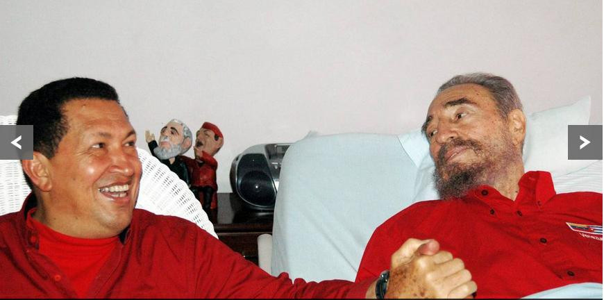 Tổng thống Hugo Chavez thăm chủ tịch Cuba Fidel Castro tại Havana hồi tháng 8 năm 2006