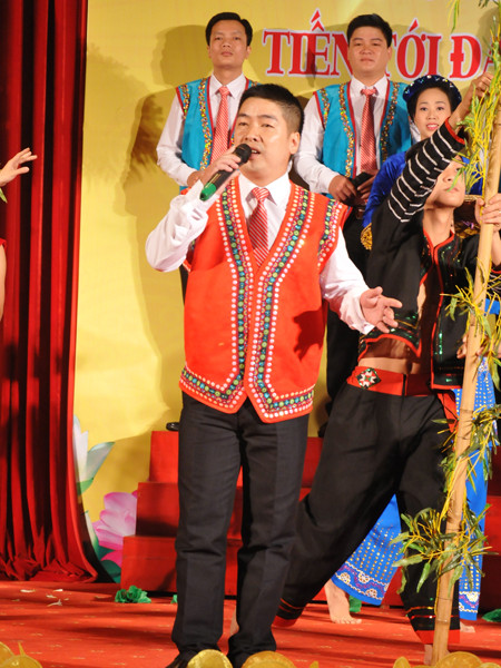 Liên hoan ca khúc cách mạng vùng Đông Bắc Bộ ảnh 6