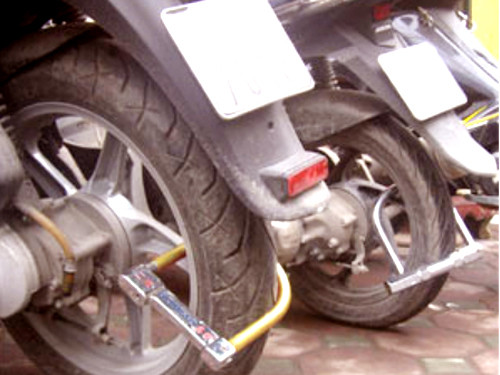 Trang bị khóa “đặc chủng”- biện pháp nhiều chủ xe ga đang áp dụng.