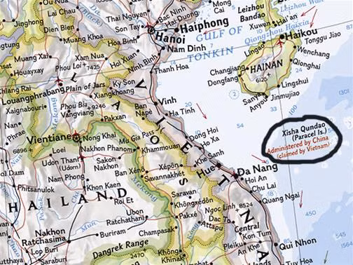 Khác với Bản đồ thế giới, ở Bản đồ châu Á, NGS ghi: Xisha Qundao (Paracel islands) Administered by China (claimed by Vietnam). Tạm dịch: Tây Sa quần đảo (quần đảo Paracel)/Trung Quốc hiện đang quản lý (Việt Nam tuyên bố chủ quyền) Khác với Bản đồ thế giới, ở Bản đồ châu Á, NGS ghi: Xisha Qundao (Paracel islands) Administered by China (claimed by Vietnam). Tạm dịch: Tây Sa quần đảo (quần đảo Paracel)/Trung Quốc hiện đang quản lý (Việt Nam tuyên bố chủ quyền)