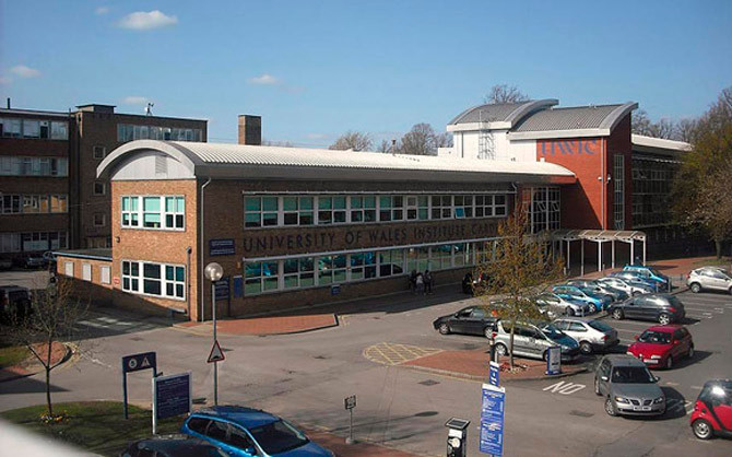 ĐH Cardiff Metropolitan: 95% SV tìm được việc làm hoặc học cao hơn sau khi tốt nghiệp. Tuy mới tách khỏi gia đình ĐH xứ Wales, Cardiff vẫn có tỷ lệ HS tìm được việc cao kỷ lục