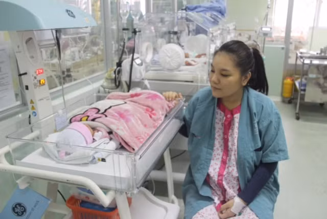 10 phút cứu sống thai nhi bị dây rốn quấn 4 vòng quanh cổ ảnh 1