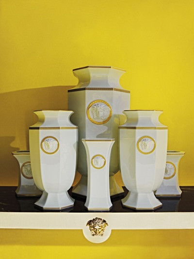 Sản phẩm Versace Home mang đậm dấu ấn của thương hiệu