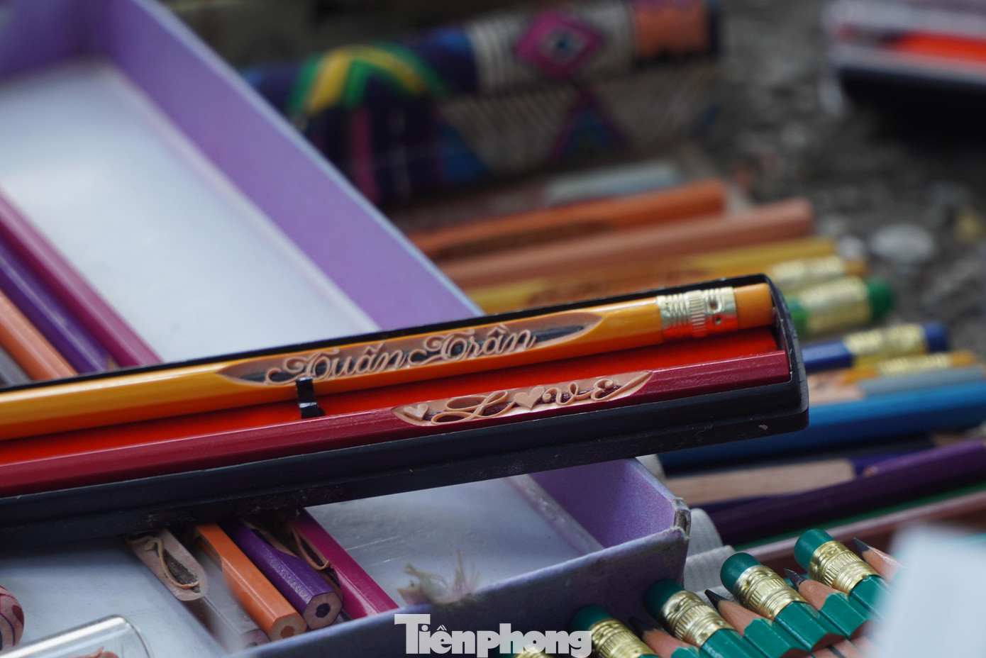 Những sản phẩm của sự khéo léo và tỉ mỉ.