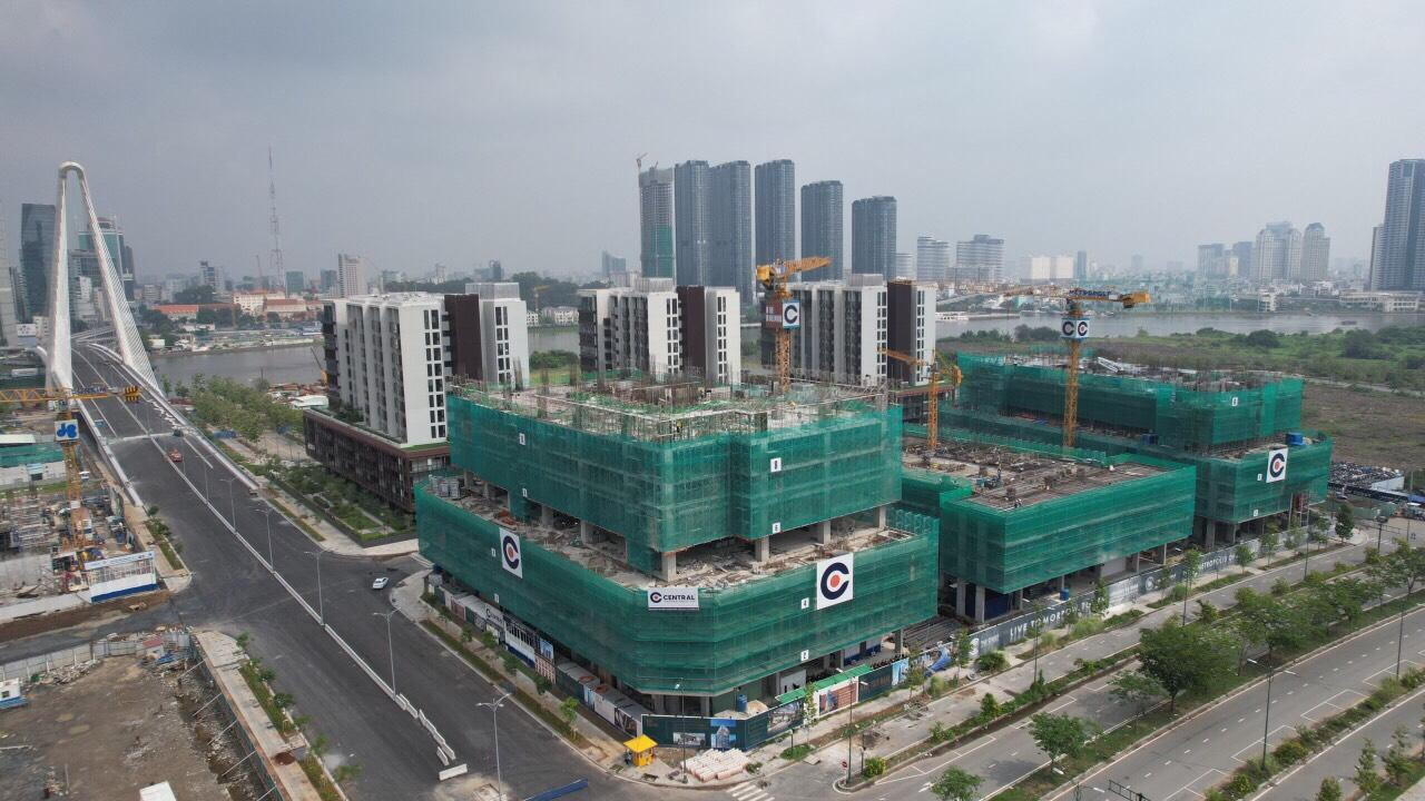 Cầu Thủ Thiêm 2 nhìn từ phía bờ Khu đô thị mới Thủ Thiêm.