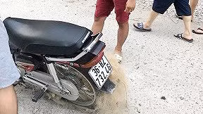 Những pha 'quăng lưới' bắt quái xế của CSGT Thanh Hóa ảnh 5