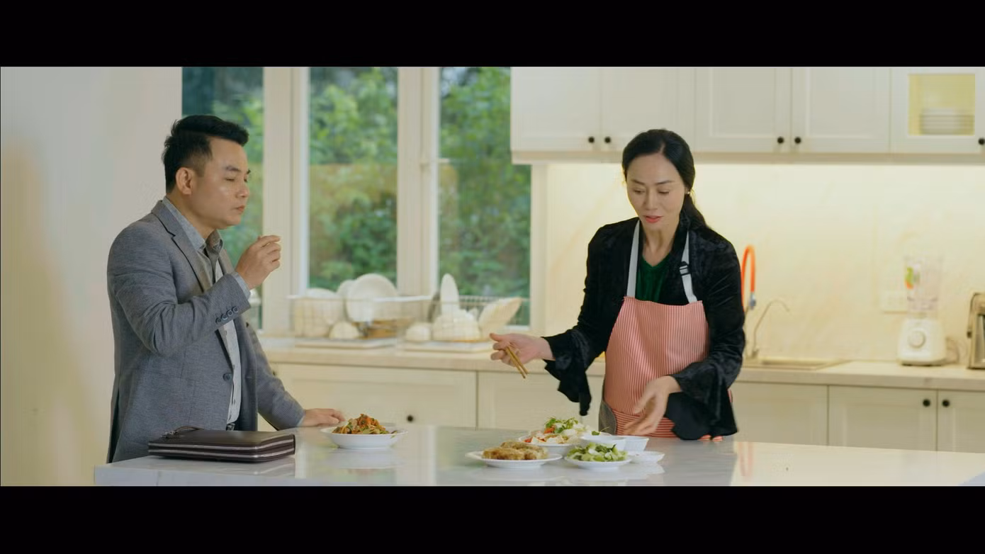 NSƯT Trịnh Mai Nguyên và Quách Thu Phương hứa hẹn tiếp tục tung hứng ăn ý. NSƯT Trịnh Mai Nguyên và Quách Thu Phương hứa hẹn tiếp tục tung hứng ăn ý.
