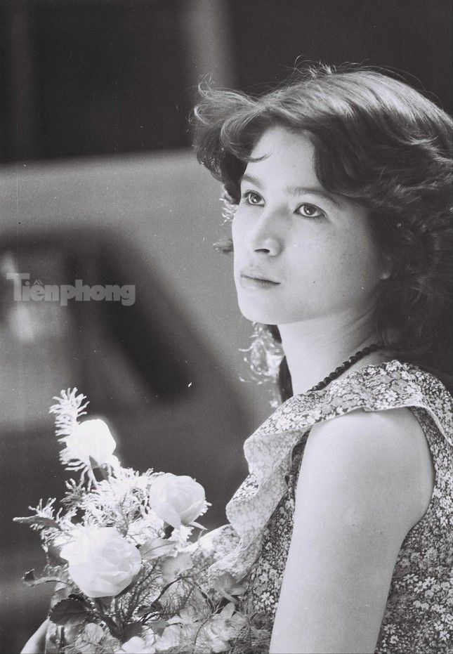 Á hậu Hoa hậu hội báo Tiền Phong 1988 Nguyễn Thu Mai. Ảnh: Phạm Yên. Á hậu Hoa hậu hội báo Tiền Phong 1988 Nguyễn Thu Mai. Ảnh: Phạm Yên.