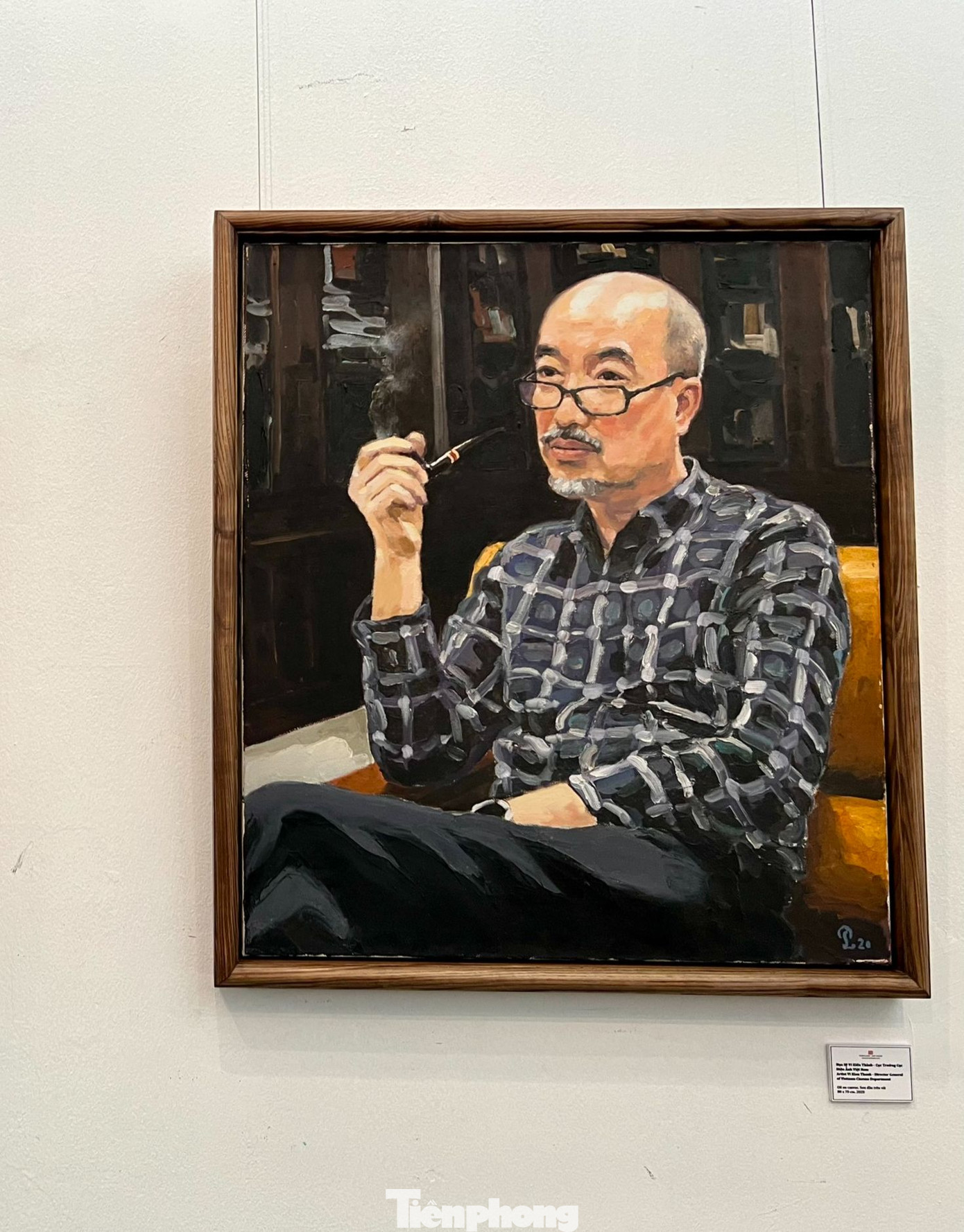 Chân dung họa sĩ Vi Kiến Thành - Cục trưởng Cục Điện ảnh.