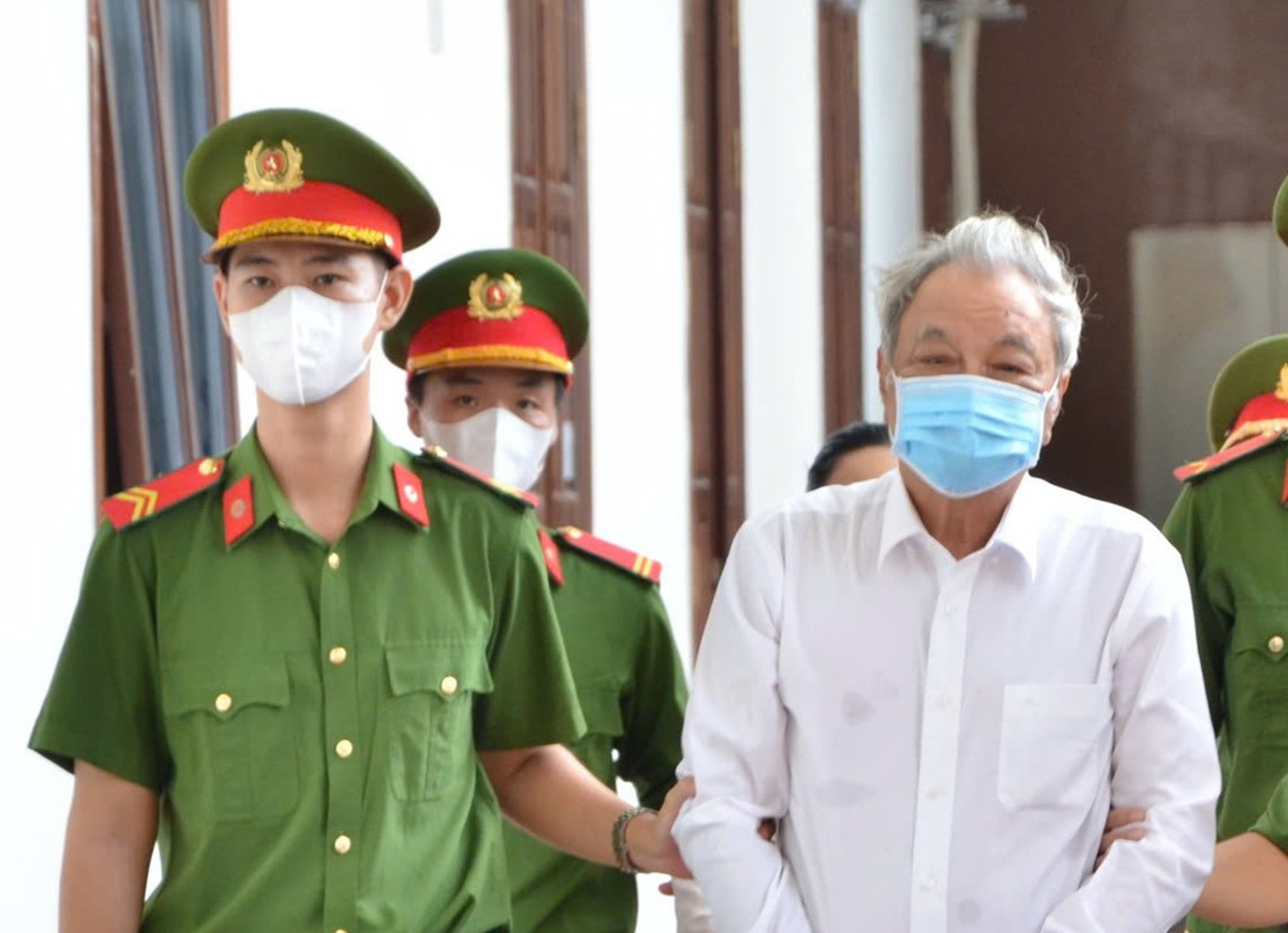 Ông Trần Quí Thanh tại phiên tòa sáng nay 6/9. Ảnh: Tân Châu. Ông Trần Quí Thanh tại phiên tòa sáng nay 6/9. Ảnh: Tân Châu.