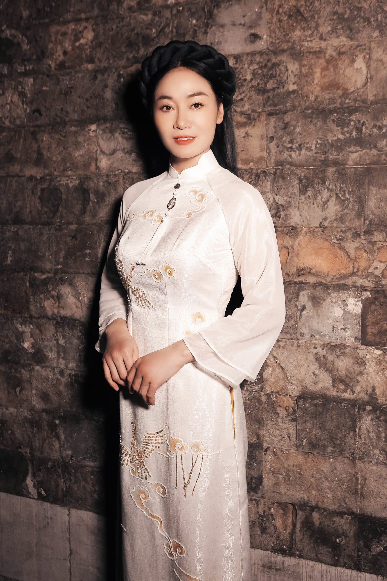 Diễn viên Quách Thu Phương, Thanh Hương khoe vẻ nền nã trong những thiết kế gam màu pastel dịu nhẹ.