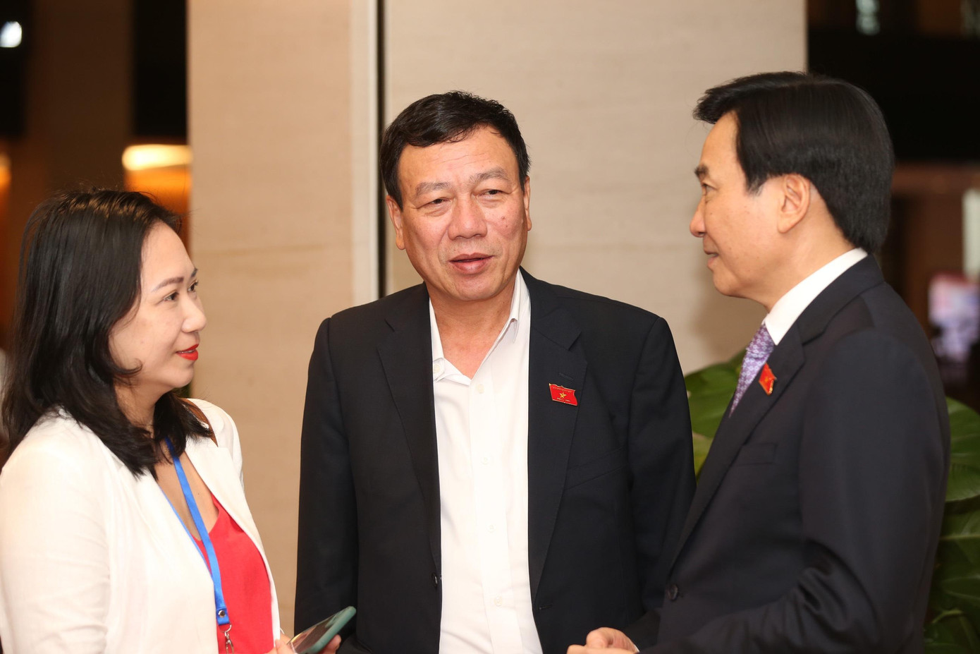 Bí thư Tỉnh ủy Nam Định Đoàn Hồng Phong (giữa) được giới thiệu phê chuẩn làm Tổng TTCP (Ảnh Nhật Minh) Bí thư Tỉnh ủy Nam Định Đoàn Hồng Phong (giữa) được giới thiệu phê chuẩn làm Tổng TTCP (Ảnh Nhật Minh)