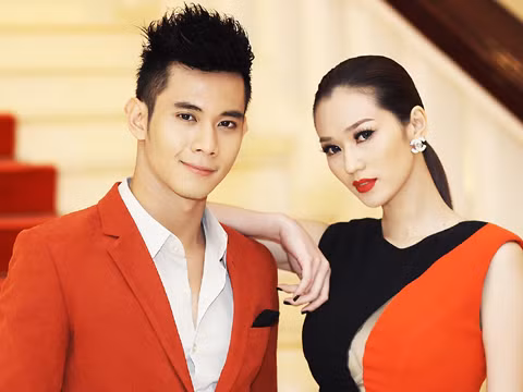 'Hot boy' Hồ Vĩnh Khoa tình cờ diện chiếc áo vest có tông màu rất ăn ý với Khánh My khi tới tham dự sự kiện này. 'Hot boy' Hồ Vĩnh Khoa tình cờ diện chiếc áo vest có tông màu rất ăn ý với Khánh My khi tới tham dự sự kiện này