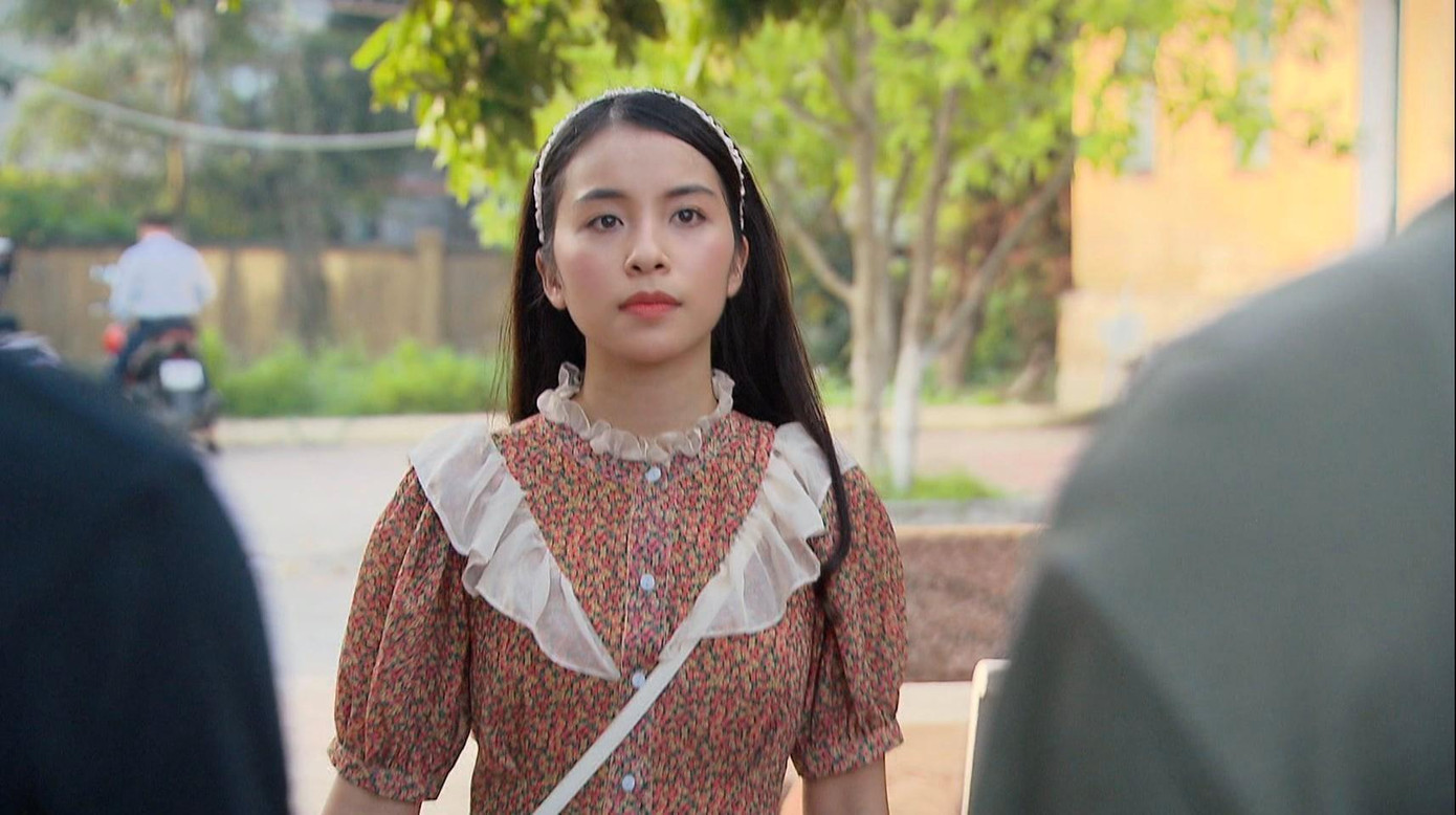 Trần Vân trong vai Hoài 'Phố trong làng'.