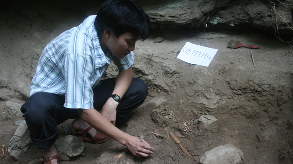 Phát hiện di cốt người. Phát hiện di cốt người