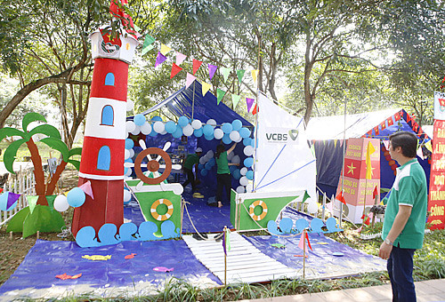 Đoàn Thanh niên Vietcombank tổ chức hội trại ảnh 16