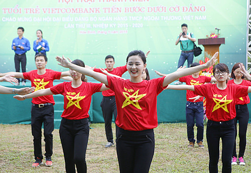 Đoàn Thanh niên Vietcombank tổ chức hội trại ảnh 2