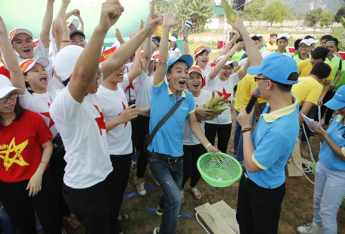 Đoàn Thanh niên Vietcombank tổ chức hội trại ảnh 10