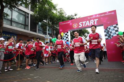 Sôi động giải chạy gây quỹ từ thiện của đoàn viên Thanh niên Agribank ảnh 1