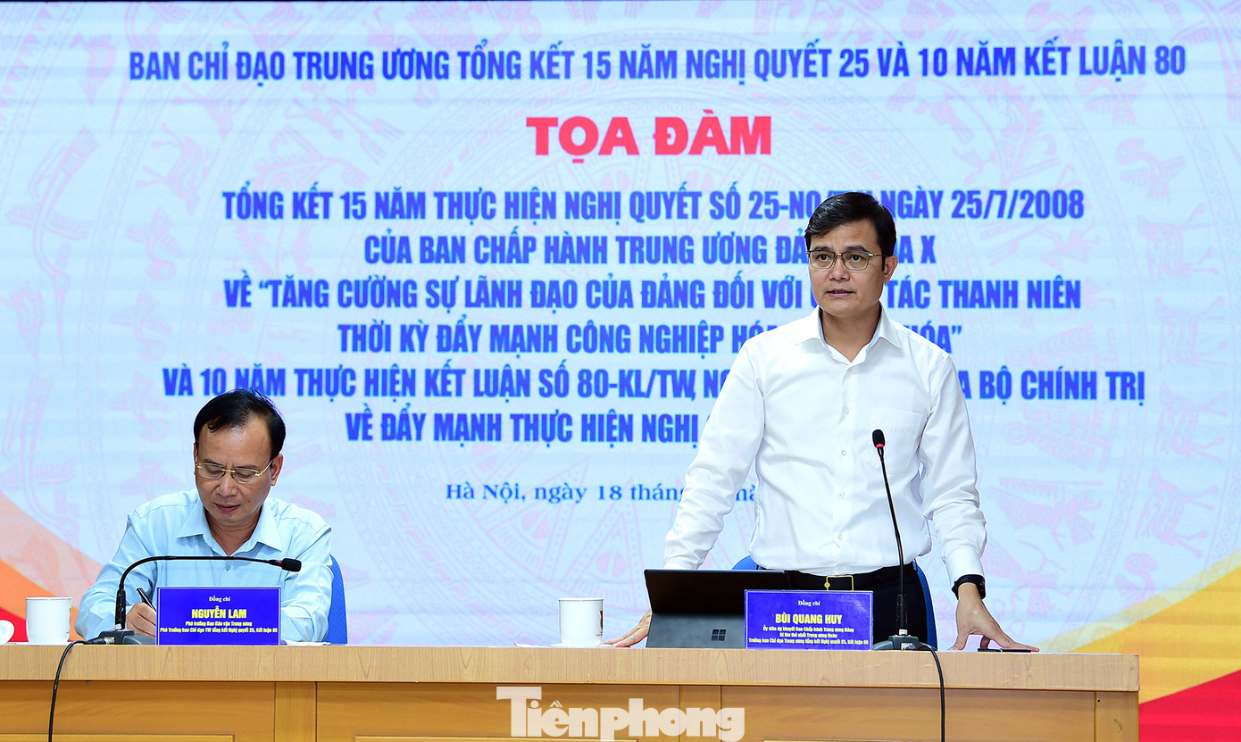 Anh Bùi Quang Huy phát biểu tại toạ đàm. Ảnh: Xuân Tùng Anh Bùi Quang Huy phát biểu tại toạ đàm. Ảnh: Xuân Tùng