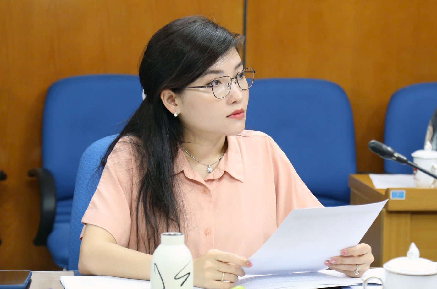 Hội đồng đã thảo luận, xét chọn các gương tiêu biểu để trao tặng Giải thưởng. Hội đồng đã thảo luận, xét chọn các gương tiêu biểu để trao tặng Giải thưởng.