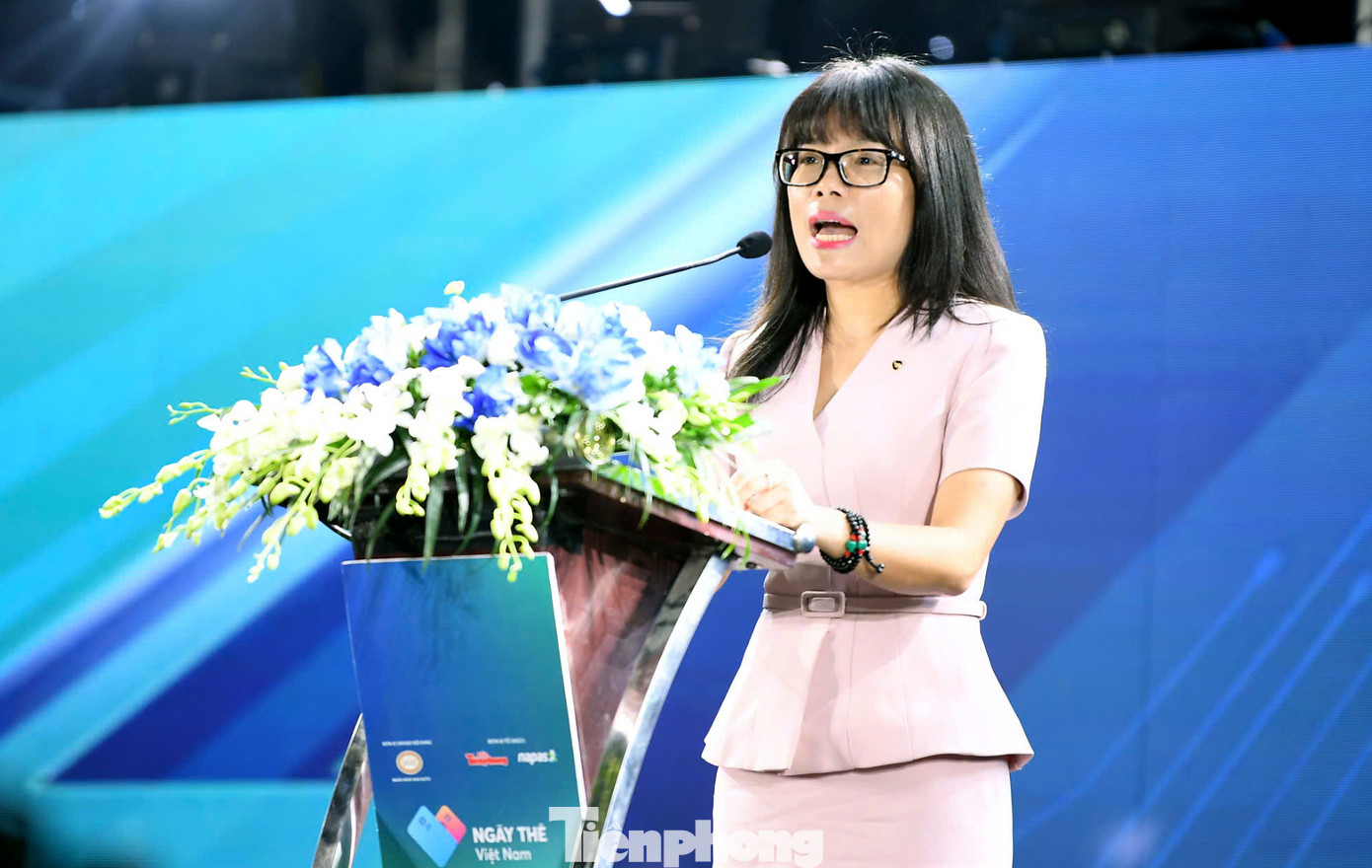 Bà Đoàn Hồng Nhung phát biểu tại chương trình. Bà Đoàn Hồng Nhung phát biểu tại chương trình.