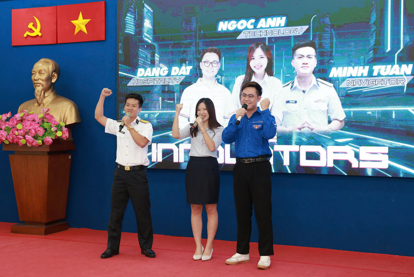 Ba thành viên đội The inovators.