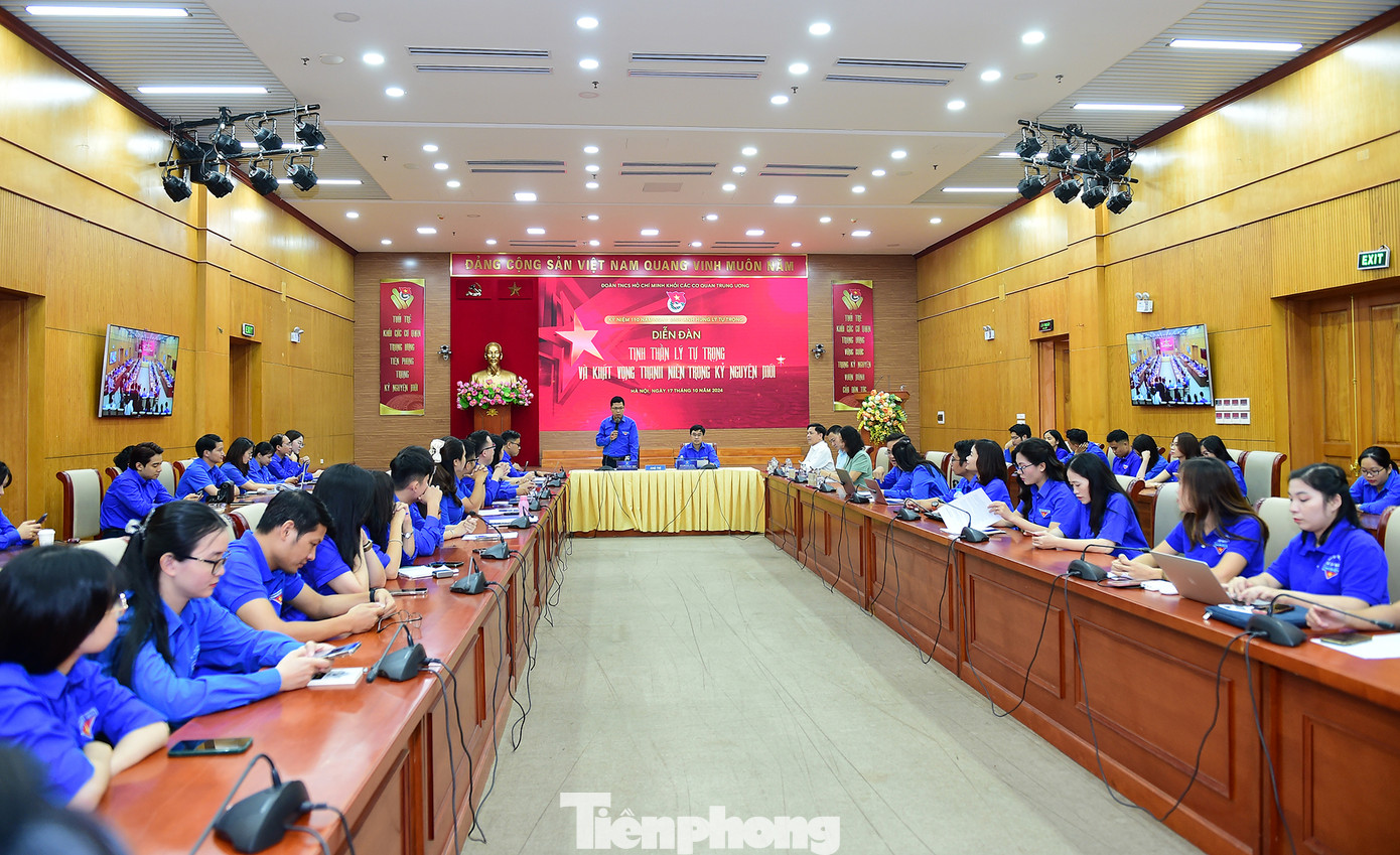 Diễn đàn là hoạt động thiết thực của tuổi trẻ Khối nhân kỷ niệm 110 năm ngày sinh Anh hùng liệt sỹ Lý Tự Trọng (20/10/1914 - 20/10/2024). Ảnh: Xuân Tùng