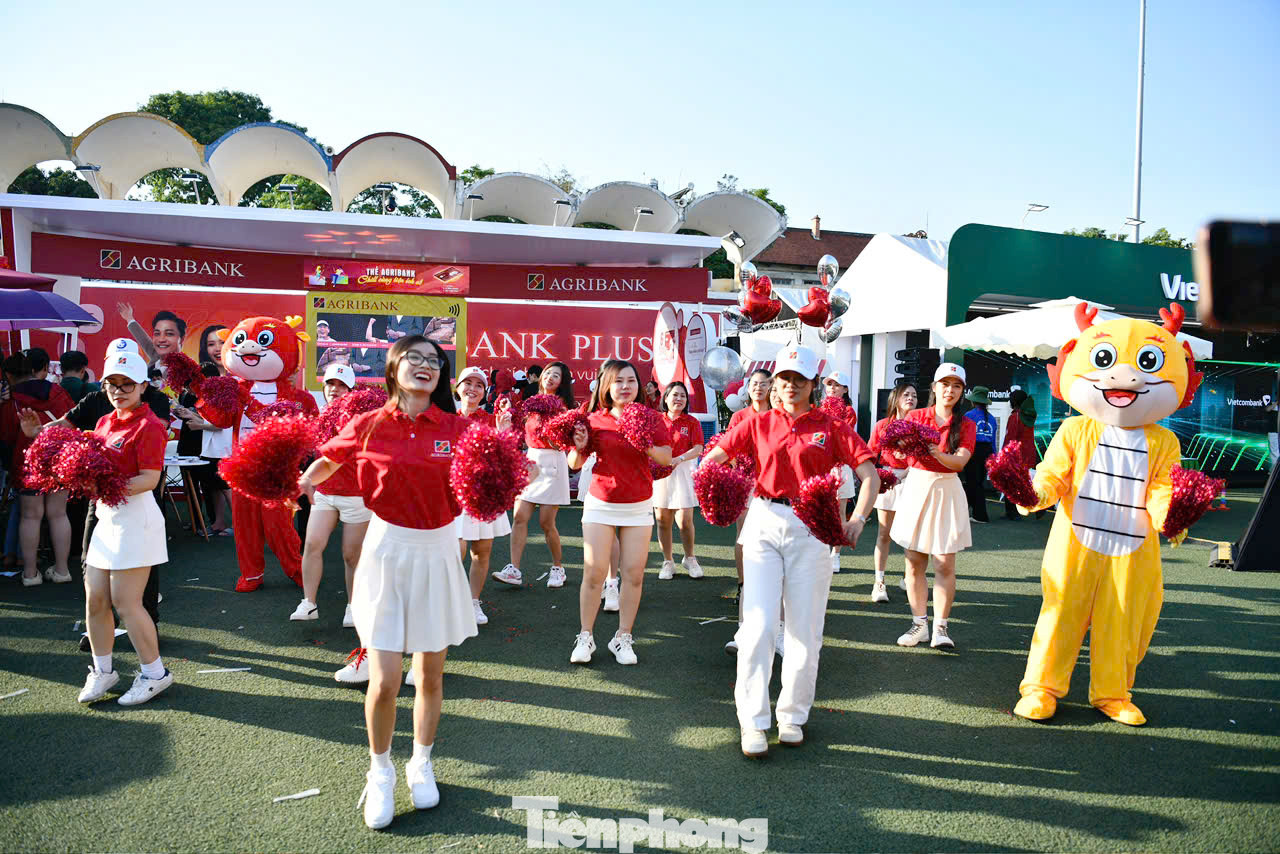 Sự kiện năm nay có nhiều điểm mới, thú vị và trải nghiệm công nghệ thanh toán thông minh 100% không sử dụng tiền mặt; hoạt động giải trí và mua sắm cho người trẻ cũng như các gia đình.