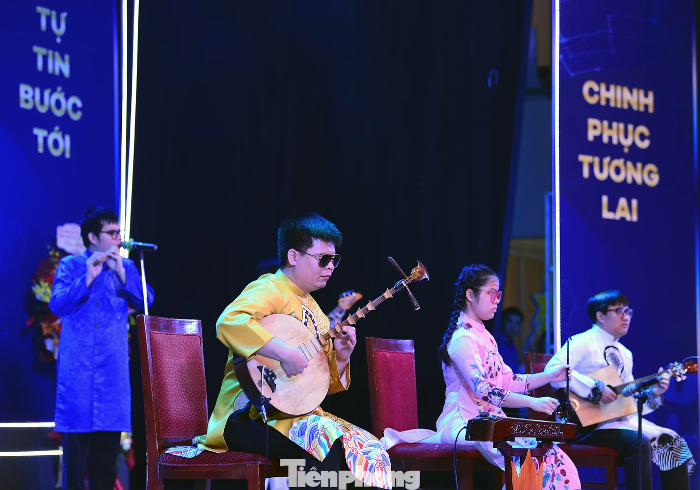 Tiết mục văn nghệ đặc biệt trong chương trình Đại hội. Ảnh: Xuân Tùng