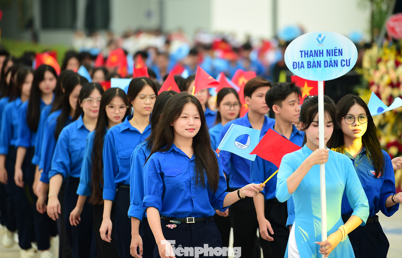 Trong nhiệm kỳ mới, Hội LHTN Việt Nam Thành phố Hà Nội tiếp tục đầu tư làm tốt hơn nữa sứ mệnh đoàn kết, tập hợp rộng rãi thanh niên. Ảnh: Xuân Tùng Trong nhiệm kỳ mới, Hội LHTN Việt Nam Thành phố Hà Nội tiếp tục đầu tư làm tốt hơn nữa sứ mệnh đoàn kết, tập hợp rộng rãi thanh niên. Ảnh: Xuân Tùng