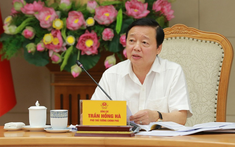 Phó Thủ tướng Trần Hồng Hà phát biểu tại cuộc họp. Phó Thủ tướng Trần Hồng Hà phát biểu tại cuộc họp.