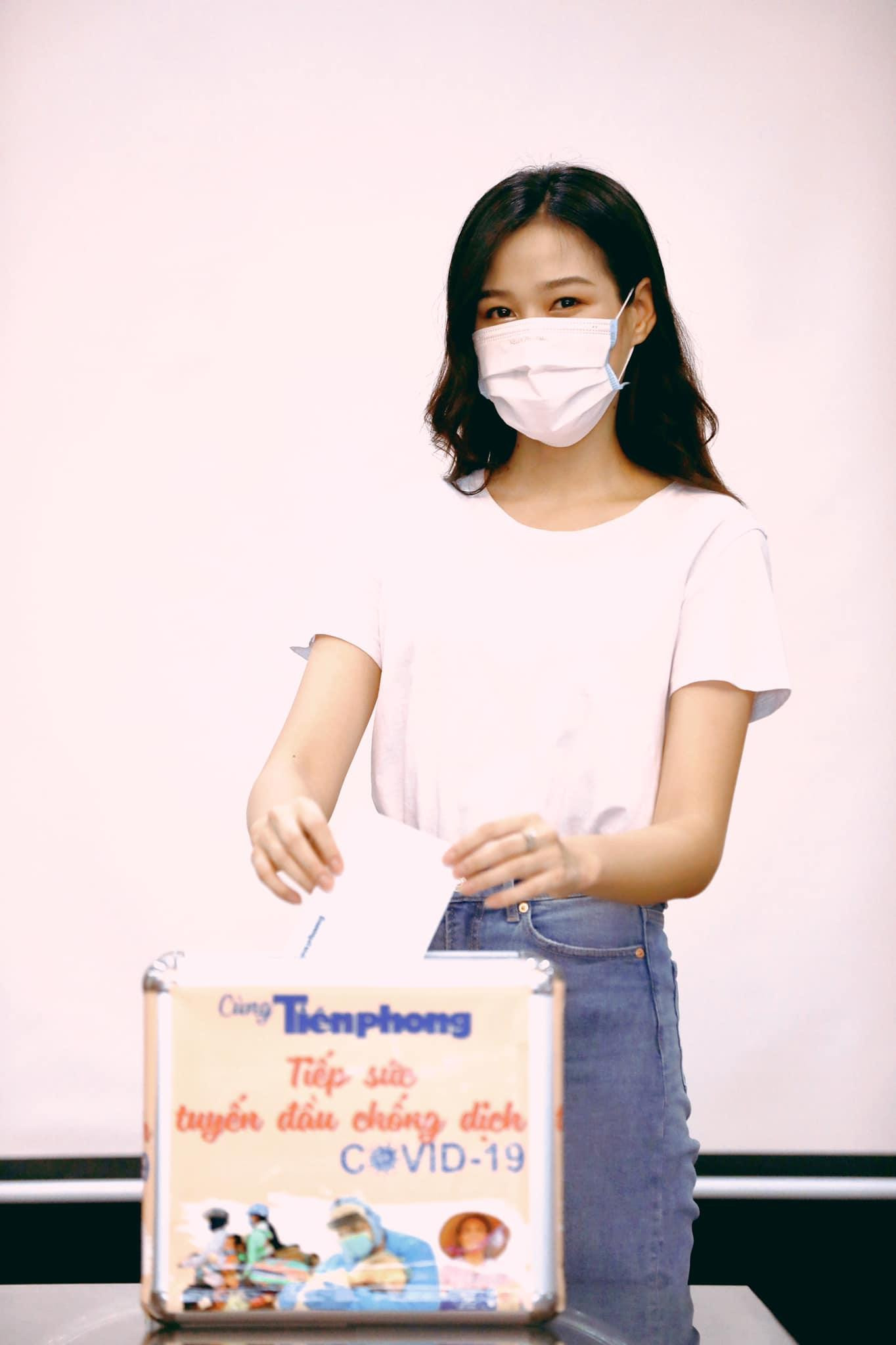 Hoa hậu Đỗ Thị Hà đồng hành với “Cùng Tiền Phong tiếp sức tuyến đầu chống dịch”