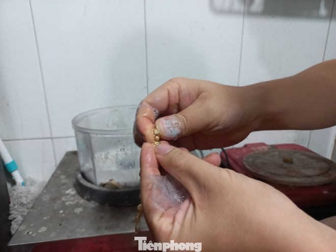 Cửa hàng sau đó khắc phục lỗi kỹ thuật sản phẩm cho khách hàng