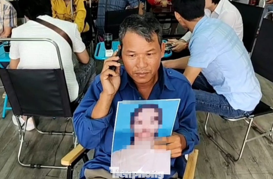 Trước khi phát hiện thi thể, người thân nạn nhân đã nhờ đến "hiệp sĩ" tìm kiếm Trước khi phát hiện thi thể, người thân nạn nhân đã nhờ đến "hiệp sĩ" tìm kiếm