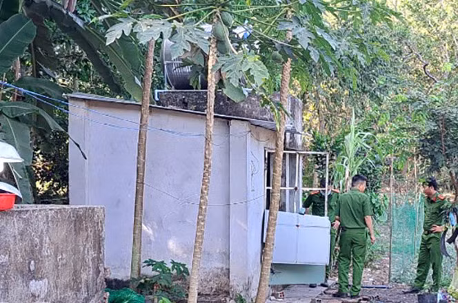 Công an khám nghiệm hiện trường Công an khám nghiệm hiện trường