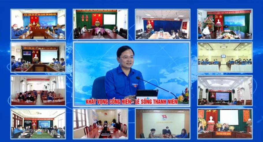 Chương trình đối thoại được phát video trực tiếp qua Facebook trên trang “Thông tin Chính phủ”, các fanpage của các đơn vị trực thuộc Trung ương Đoàn, Hội Liên hiệp Thanh niên Việt Nam, Hội Sinh viên Việt Nam; fanpage và kênh YouTube của Báo Tiền Phong, Báo Thanh Niên; trang thông tin điện tử của các tỉnh, thành đoàn, đoàn trực thuộc. Chương trình đối thoại được phát video trực tiếp qua Facebook trên trang “Thông tin Chính phủ”, các fanpage của các đơn vị trực thuộc Trung ương Đoàn, Hội Liên hiệp Thanh niên Việt Nam, Hội Sinh viên Việt Nam; fanpage và kênh YouTube của Báo Tiền Phong, Báo Thanh Niên; trang thông tin điện tử của các tỉnh, thành đoàn, đoàn trực thuộc.