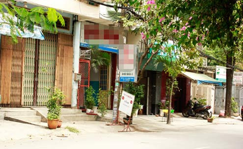 Những quán ăn nằm trên đường D5 với bề ngoài rất bình thường nhưng bên trong là những trò ăn chơi thác loạn. Ảnh: Công an TP HCM