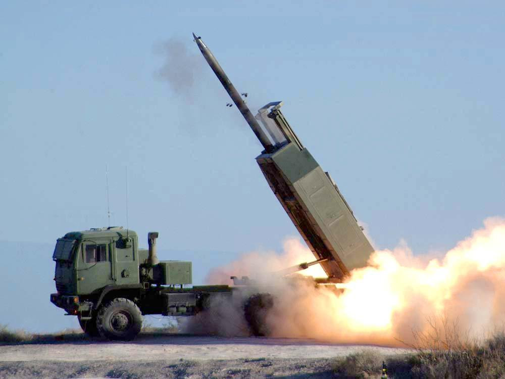 Mỹ đang thử nghiệm hệ thống pháo phản lực cơ động cao HIMARS hồi năm 2005. Ảnh: Pentagon. Mỹ đang thử nghiệm hệ thống pháo phản lực cơ động cao HIMARS hồi năm 2005. Ảnh: Pentagon.