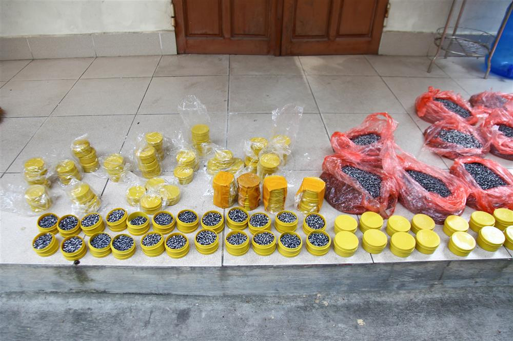 Tang vật vụ án. Tang vật vụ án.