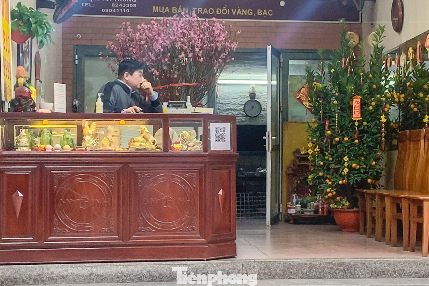 Nhiều cửa hàng vàng tại đây gần như "ngồi chơi xơi nước" trước Ngày vía Thần Tài.