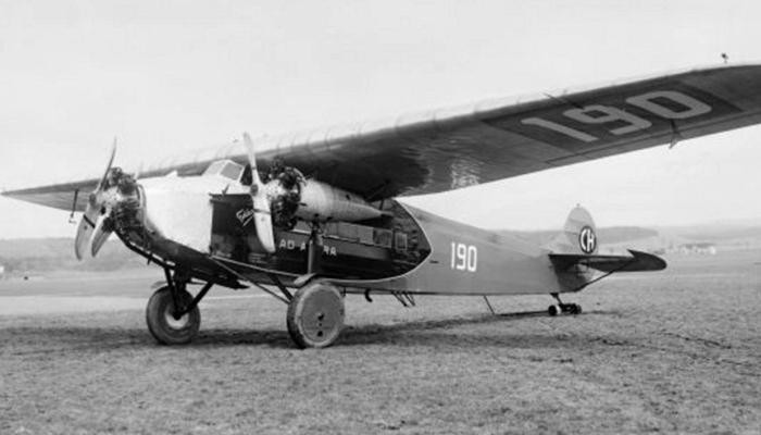 Chiếc máy bay Fokker cùng loại với phi cơ chở Alfred Loewenstein trong hành trình cuối cùng của ông.