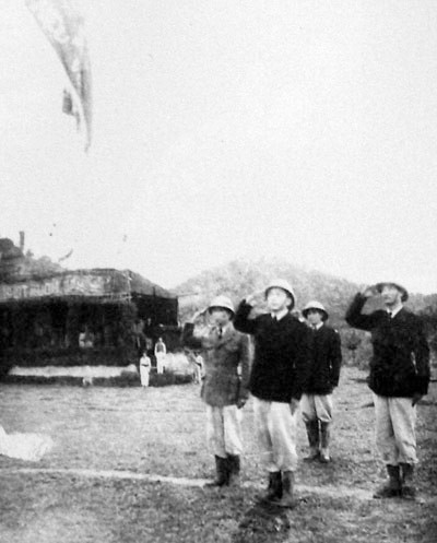 Đại tướng Tổng tư lệnh Võ Nguyên Giáp dự lễ thành lập Đại đoàn 308 tên truyền thống là Đại đoàn Quân tiên phong. Đại tướng Tổng tư lệnh Võ Nguyên Giáp dự lễ thành lập Đại đoàn 308 tên truyền thống là Đại đoàn Quân tiên phong